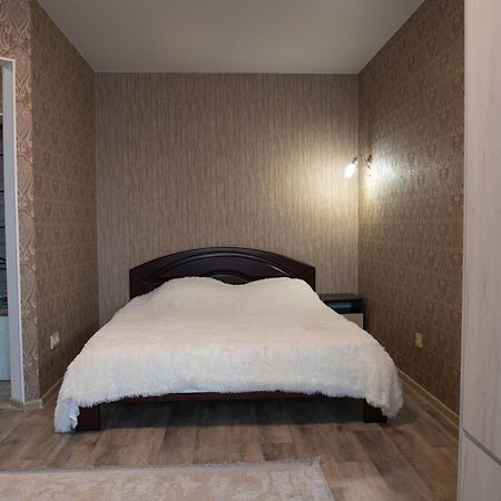 Apartamento Академіка Корольова 20 1 Cherkasy Exterior foto