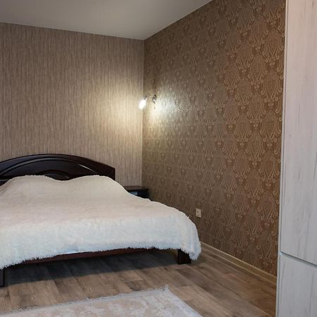 Apartamento Академіка Корольова 20 1 Cherkasy Exterior foto