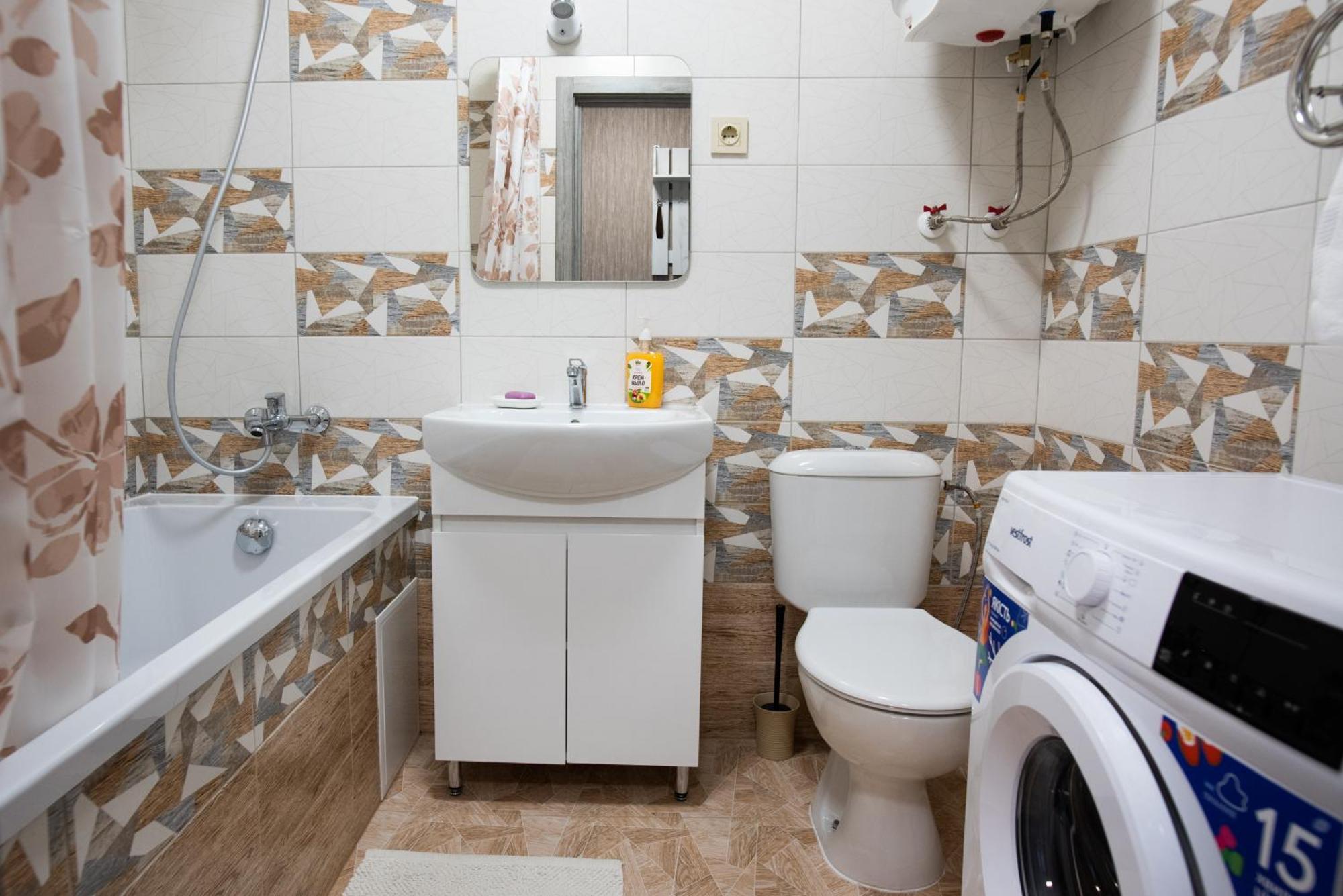 Apartamento Академіка Корольова 20 1 Cherkasy Exterior foto